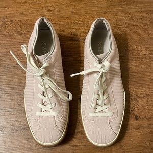 Rothy’s Lace Up Sneaker in Lavender